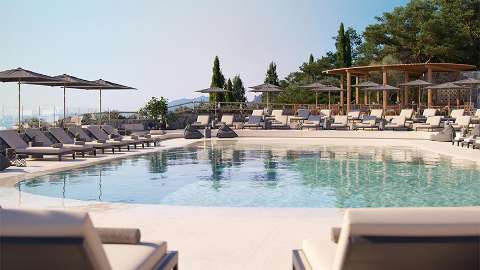 Accommodation - Ella Alkyna - Pool view
