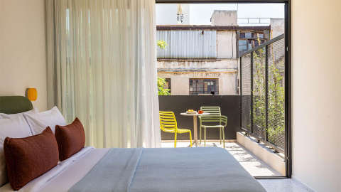 Guest room