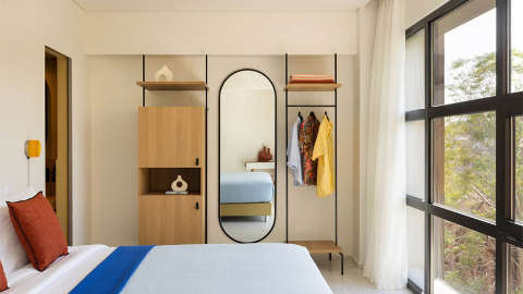 Guest room