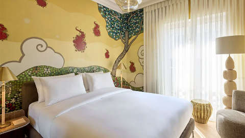 Guest room