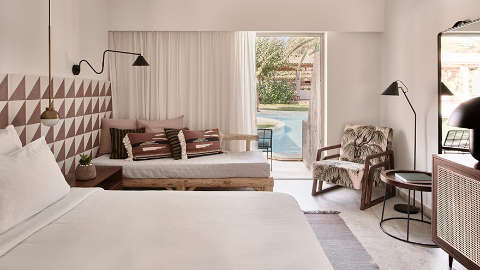 Guest room
