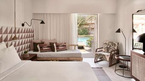 Guest room