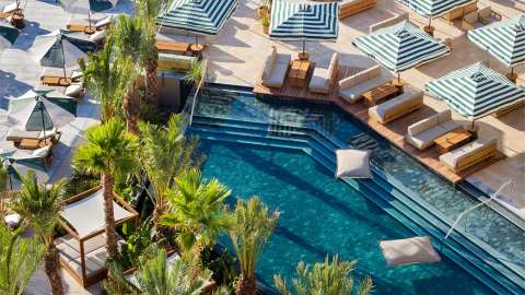 Unterkunft - Daios Cove Luxury Resort and Villas All Inclusive - Ansicht der Pool - Crete