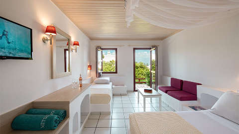 Guest room