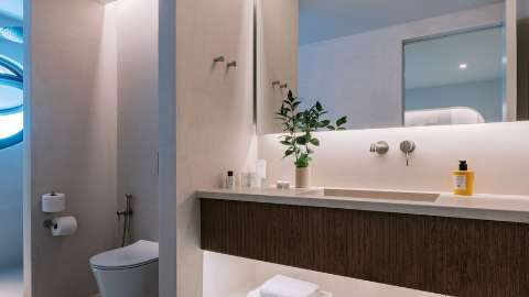 Guest room