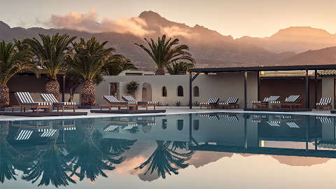Accommodation - Numo Ierapetra Resort, Curio Collection Hilton - Pool view - Crete