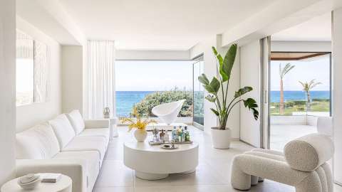 Guest room