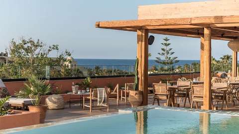 Accommodation - The Syntopia Hotel - Pool view