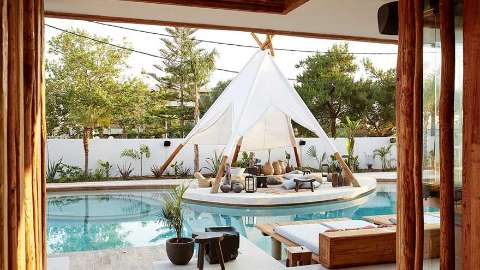 Accommodation - The Syntopia Hotel - Pool view