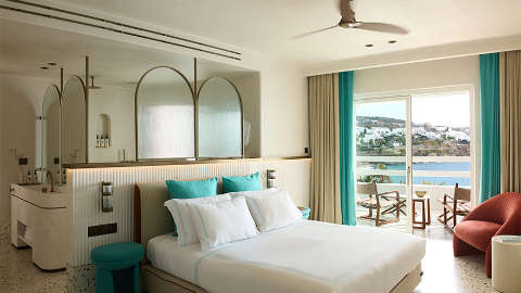 Guest room
