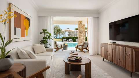 Guest room