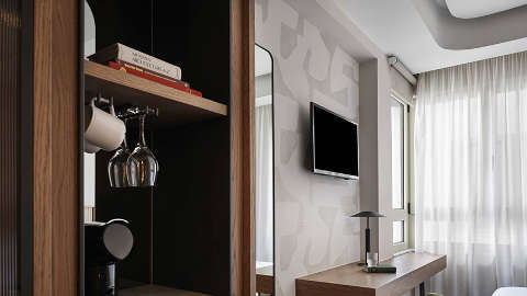 Guest room