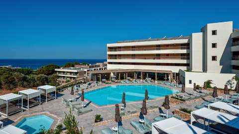 Accommodation - Vincci Ever Eden Beach Resort and Spa - Pool view - Athens