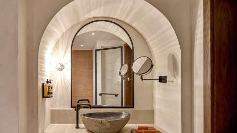 Guest room