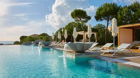 Unterkunft - The Westin Resort Costa Navarino - Ansicht der Pool - Peloponnese