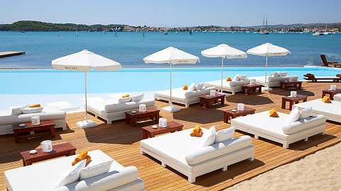 Acomodação - Nikki Beach Resort & Spa Porto Heli - Athens