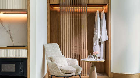 Accommodation - Lanson Place Causeway Bay - Guest room