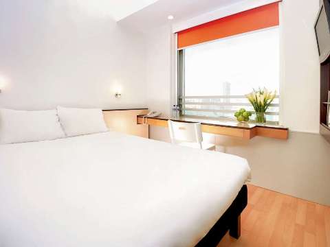 Accommodation - ibis Hong Kong North Point - Guest room - HONG KONG