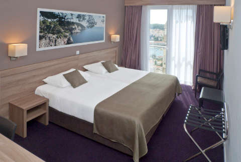 Accommodation - Adria Dubrovnik - Guest room - DUBROVNIK