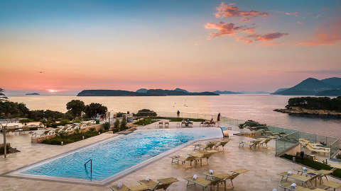 Accommodation - Valamar Argosy Hotel - Pool view - Dubrovnik
