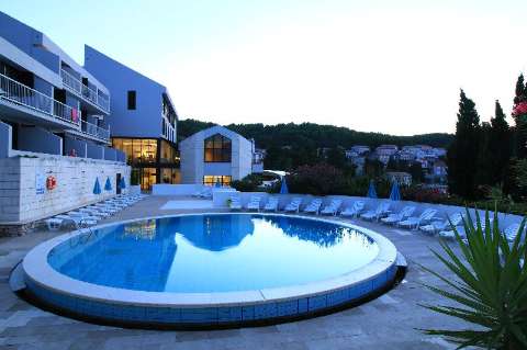 Alojamiento - Aminess Liburna hotel - Vista al Piscina - KORCULA