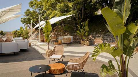 Accommodation - Lazure Hotel and Marina - Bar/Lounge