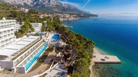 Accommodation - Bluesun Hotel Berulia - Exterior view