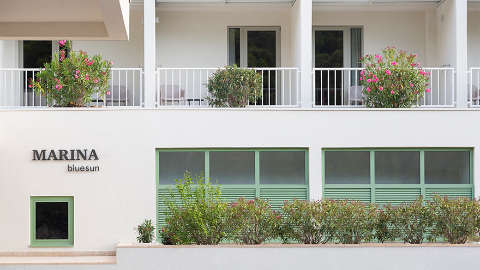 Accommodation - Bluesun Hotel Marina - Exterior view