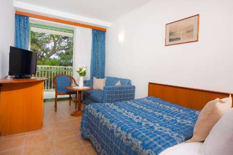 Accommodation - Bluesun Hotel Marina - Guest room - BASKA VODA