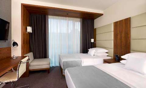 Accommodation - DoubleTree by Hilton Zagreb - Guest room - Zagreb