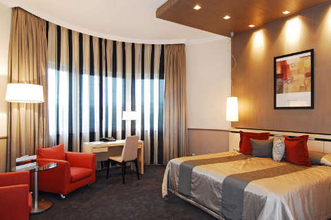 Accommodation - Mamaison Hotel Andrassy Budapest - Guest room - BUDAPEST