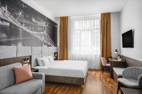 Accommodation - 12 Revay Hotel - Guest room - BUDAPEST