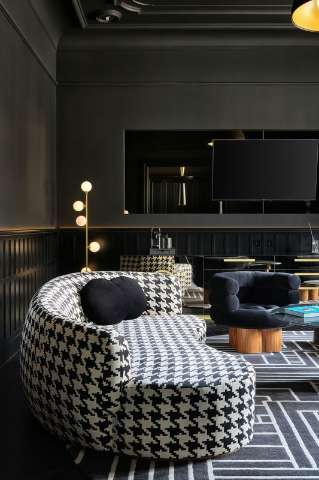 Guest room