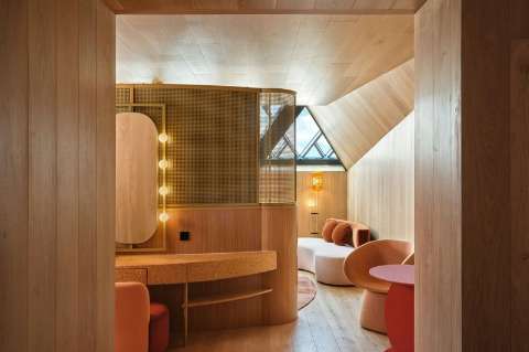 Guest room