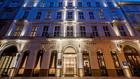 Accommodation - Prestige Hotel Budapest - Exterior view - Budapest