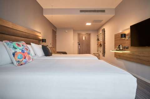 Accommodation - Moxy Dublin City - Guest room - Dublin