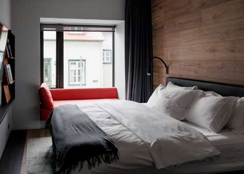 Accommodation - Ion City Hotel - Miscellaneous