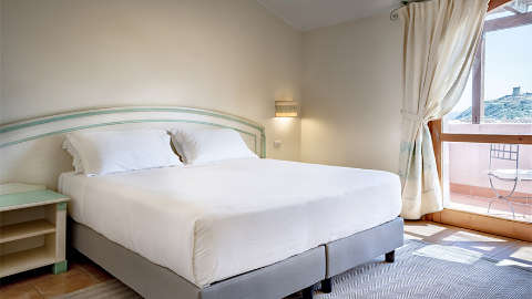 Accommodation - Veridia Resort, a Member of Radisson Individuals - Guest room