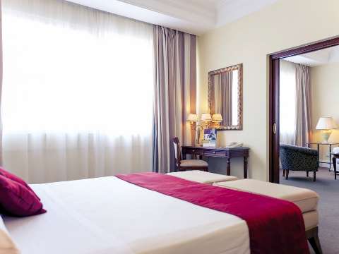 Accommodation - Mercure Catania Excelsior - Guest room - CATANIA