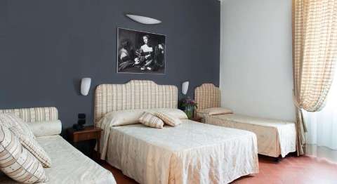Accommodation - Caravaggio - Guest room - FLORENCE