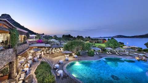 Accommodation - Resort Cala di Falco - Pool view - Sardinia