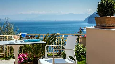 Accommodation - Hotel Miramare