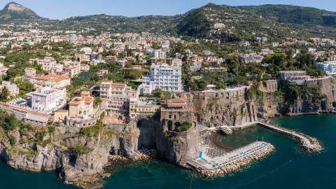 Accommodation - Hotel Mediterraneo Sorrento - Sorrento