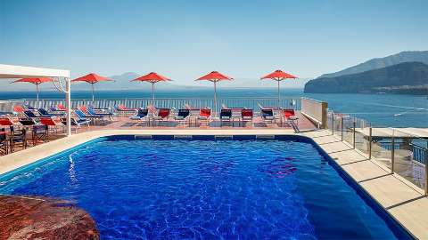 Accommodation - Hotel Minerva - Pool view - Sorrento