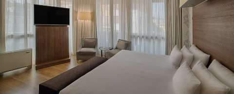 Accommodation - NH Collection President - Guest room - Milan