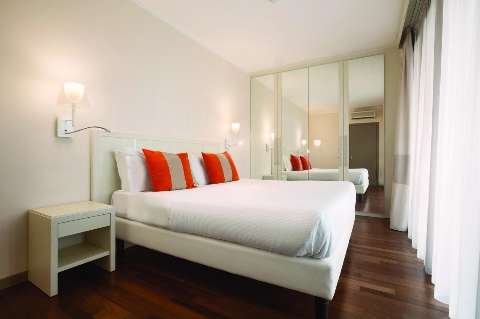 Accommodation - Ramada Plaza Milano - Miscellaneous - Milan