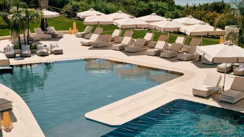 Accommodation - Mangia's Torre Del Barone Resort - Pool view - Sciacca