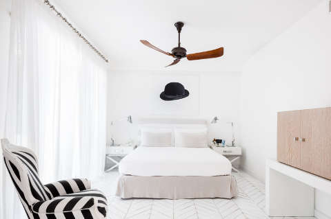 Guest room