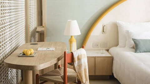 Guest room