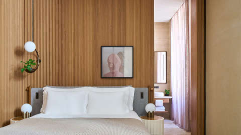Guest room
